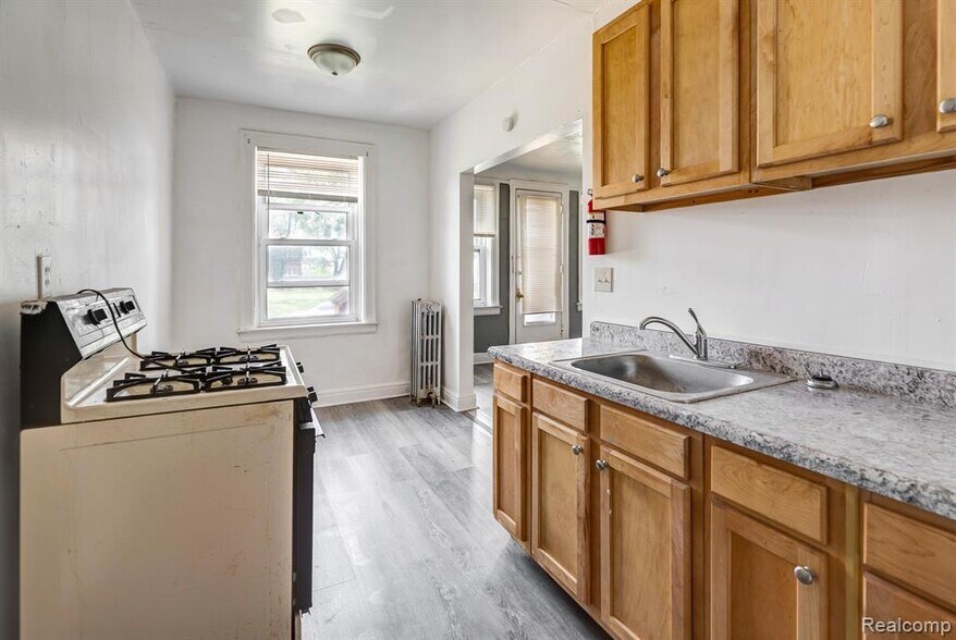 More Photos Of 13535 La Salle Blvd, Detroit Multifamily For Sale