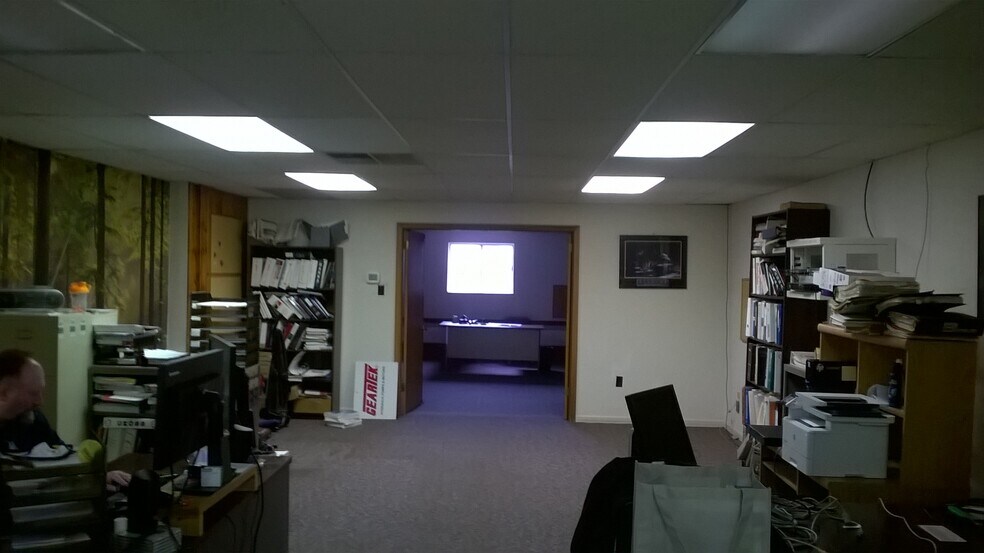 More Photos Of 292 Green St, Royersford Industrial For Sale