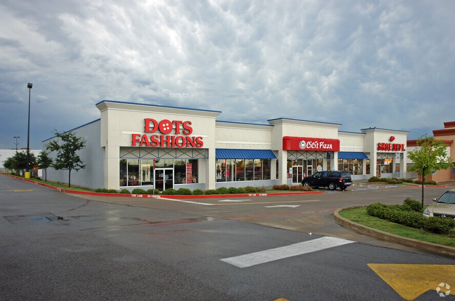 More Photos Of 4398 I-30 Hwy, Dallas Freestanding For Lease