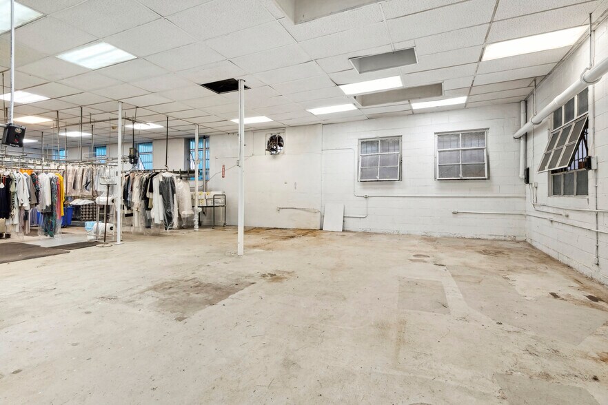 More Photos Of 5325 Canal Blvd, New Orleans General Retail For Sale