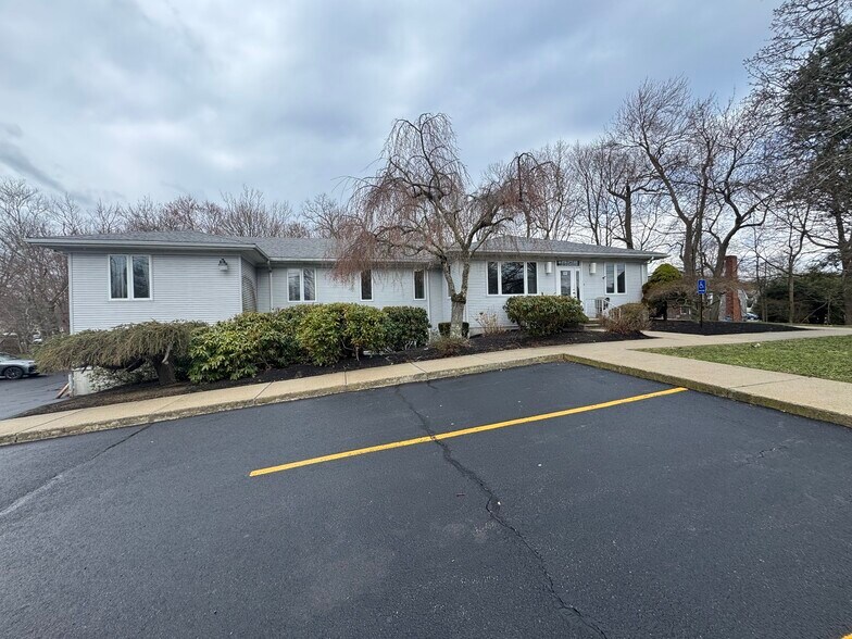 Primary Photo Of 1249 Ashley Blvd, New Bedford Medical For Lease