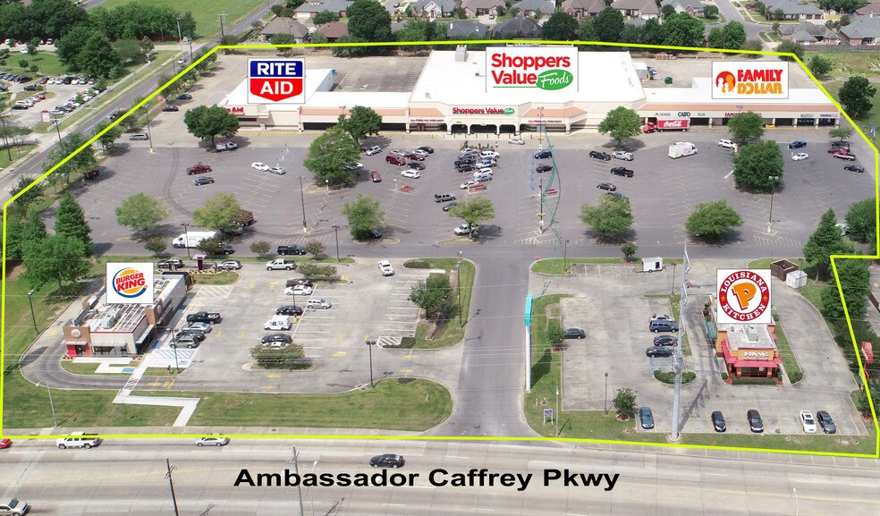 More Photos Of 2220-2252 Ambassador Caffery Pky, Lafayette Supermarket For Lease