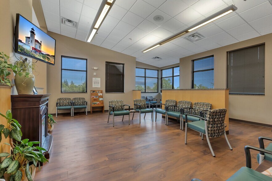 More Photos Of 6600 State Highway 29 S, Alexandria Medical For Lease