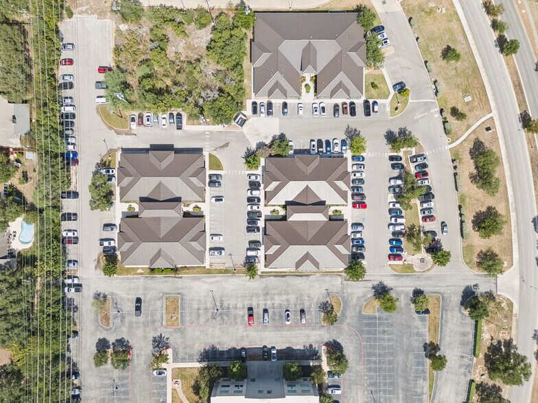 More Photos Of 4358 Lockhill Selma Rd, Shavano Park Medical For Lease