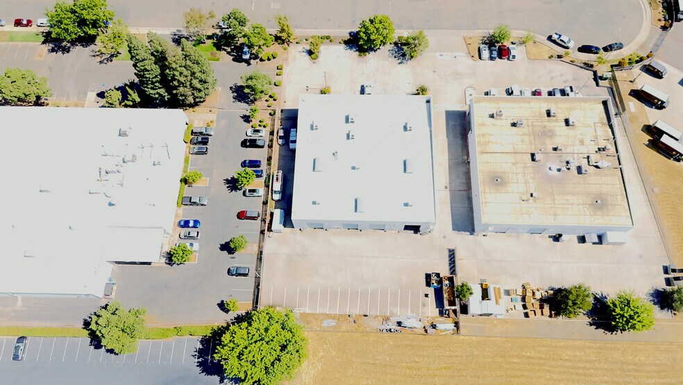 More Photos Of 3906 Kristi Ct, Sacramento Warehouse For Lease
