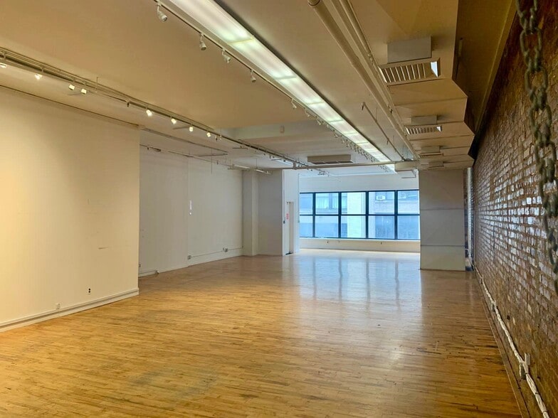 Primary Photo Of 149 W 27th St, New York Apartments For Lease
