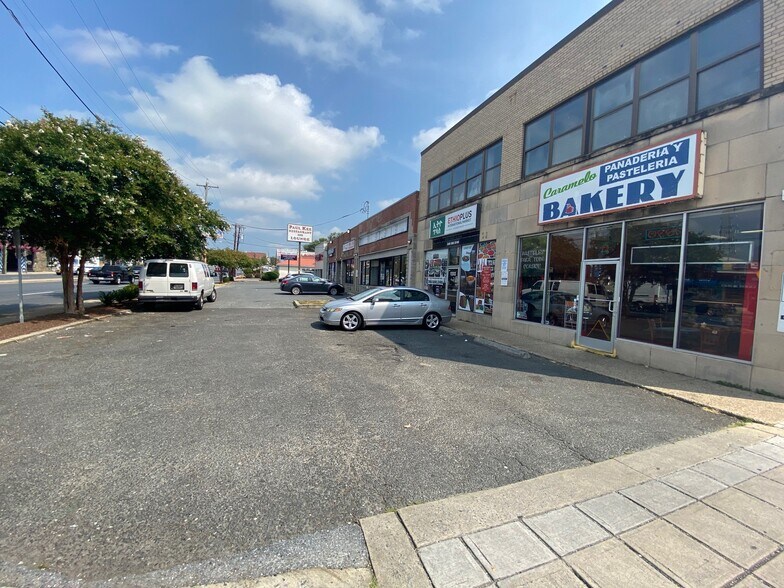 More Photos Of 11301-11307 Georgia Ave, Silver Spring Unknown For Lease