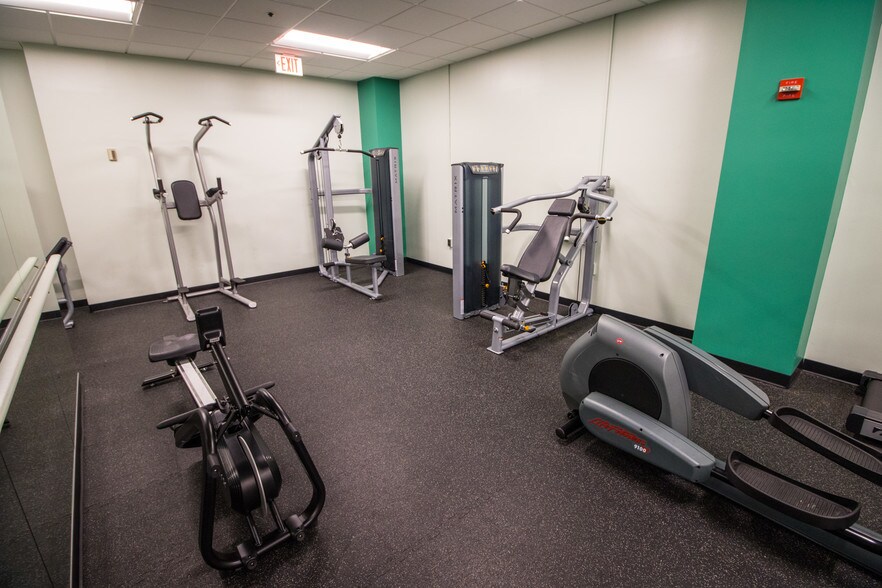 More Photos Of 8201 Corporate Dr, Landover Unknown For Lease