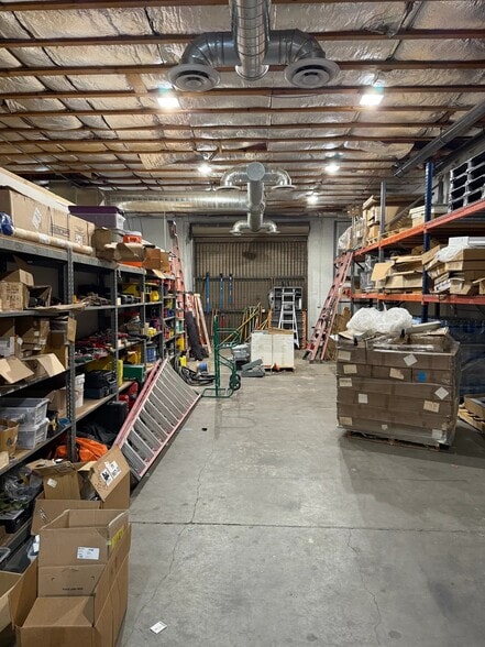 More Photos Of 414 S Grand Ave, Mesa Warehouse For Lease