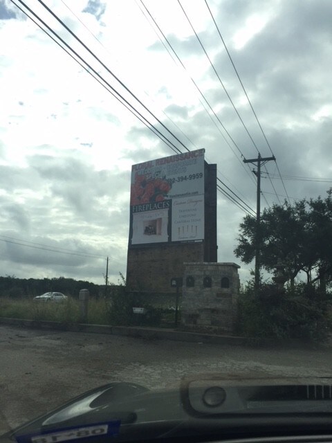 More Photos Of 9125 W Highway 71, Austin Freestanding For Lease