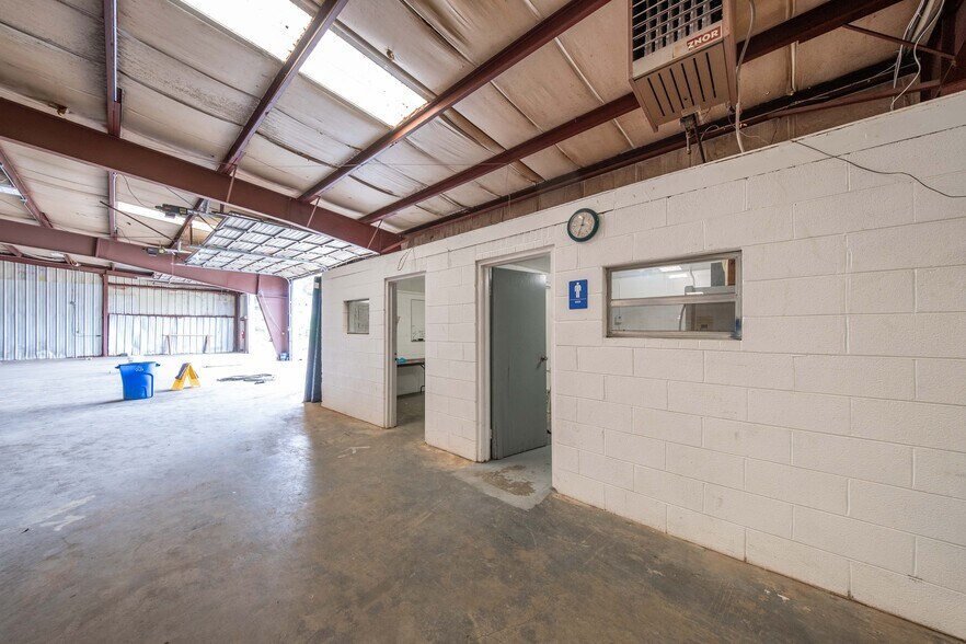 More Photos Of 5308 NC Hwy 21, Jonesville Warehouse For Sale