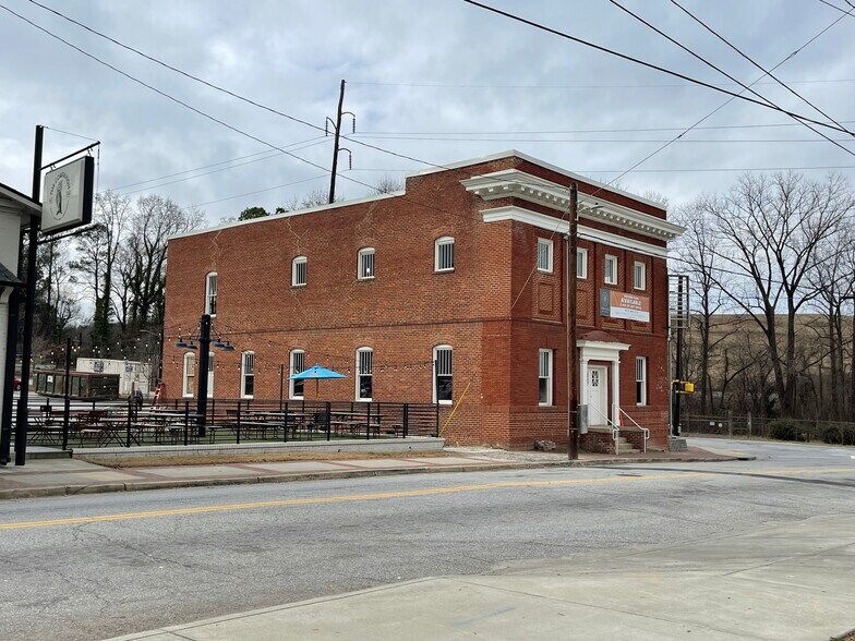 More Photos Of 2324 Marietta Rd NW, Atlanta Loft Creative Space For Lease
