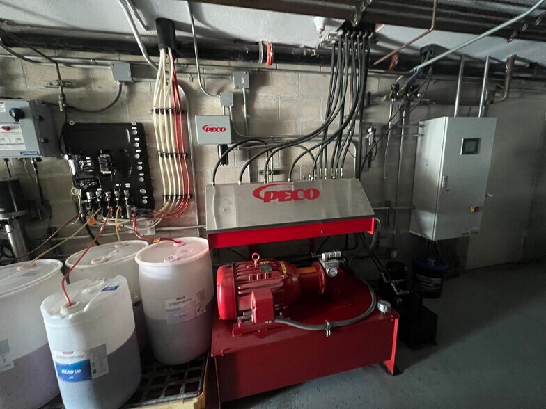 More Photos Of 16345 Foothill Blvd, Fontana Carwash For Sale