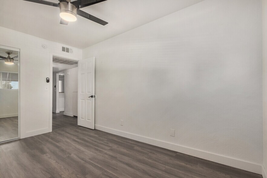 More Photos Of , Phoenix Multifamily For Sale