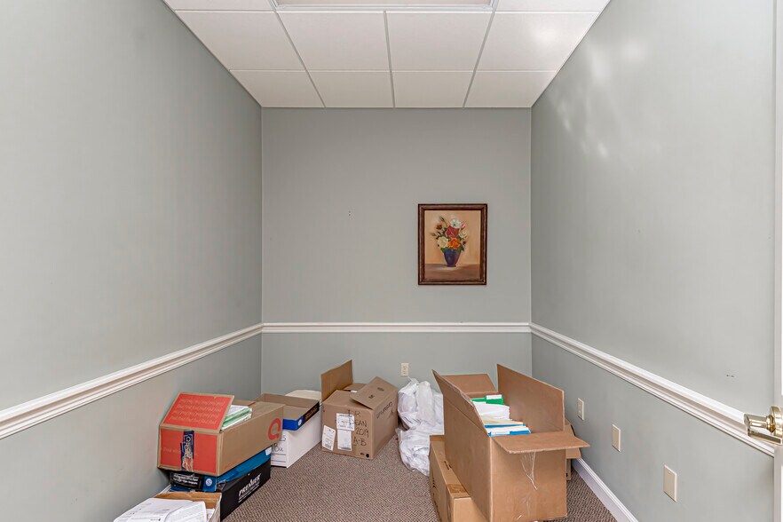 More Photos Of 8425 Cumberland Pl, Baton Rouge Medical For Lease