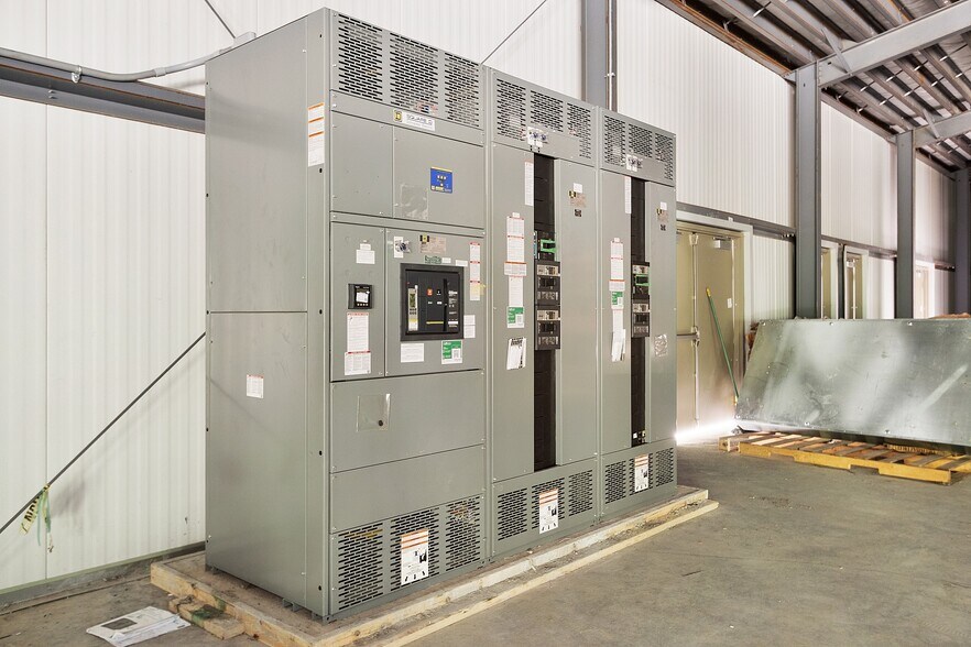 More Photos Of 51 R W Moore Ave, Orange Manufacturing For Sale