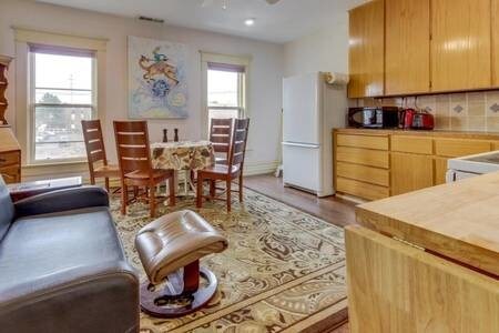 More Photos Of 707 NE 5th St, McMinnville Office For Sale