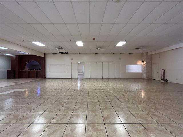 More Photos Of 819 Los Presidentes Ave, Laredo Storefront Retail Office For Sale