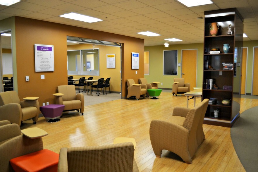 More Photos Of 401 Ryland St, Reno Office For Lease