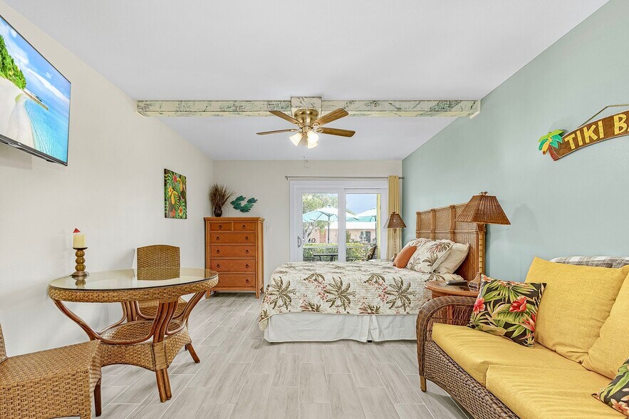 More Photos Of 3226 Stringfellow Rd, Saint James City Apartments For Sale