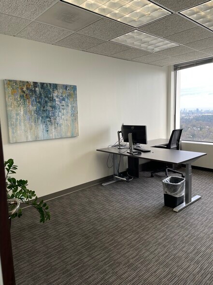 More Photos Of 1175 Peachtree St NE, Atlanta Office For Lease