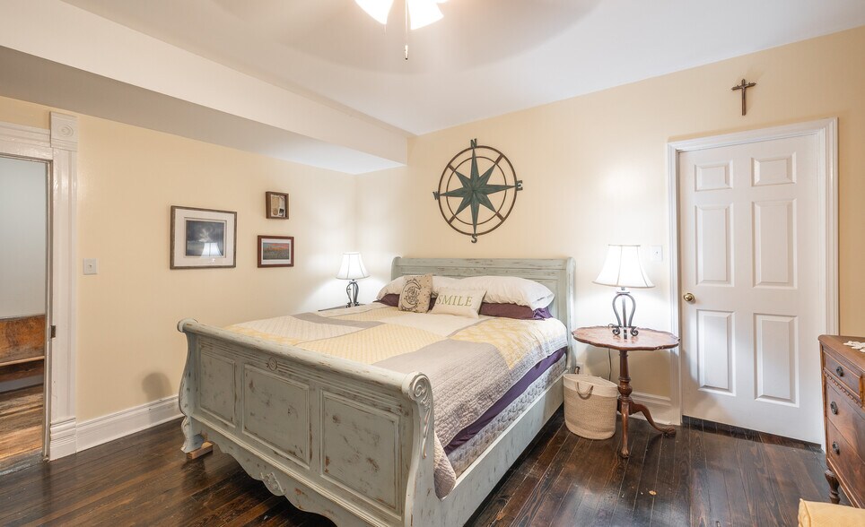 More Photos Of 305 S Alvarado Ave, Belle General Retail For Sale