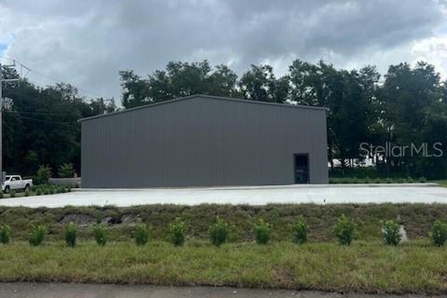 More Photos Of 14618 6th St, Dade City Warehouse For Sale