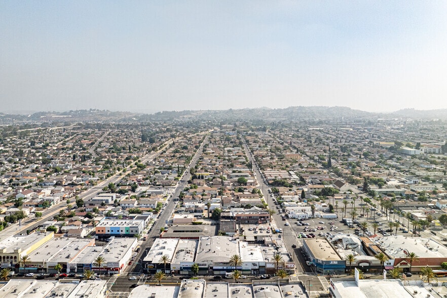 More Photos Of 753-759 S Fetterly Ave, Los Angeles Storefront Retail Office For Sale