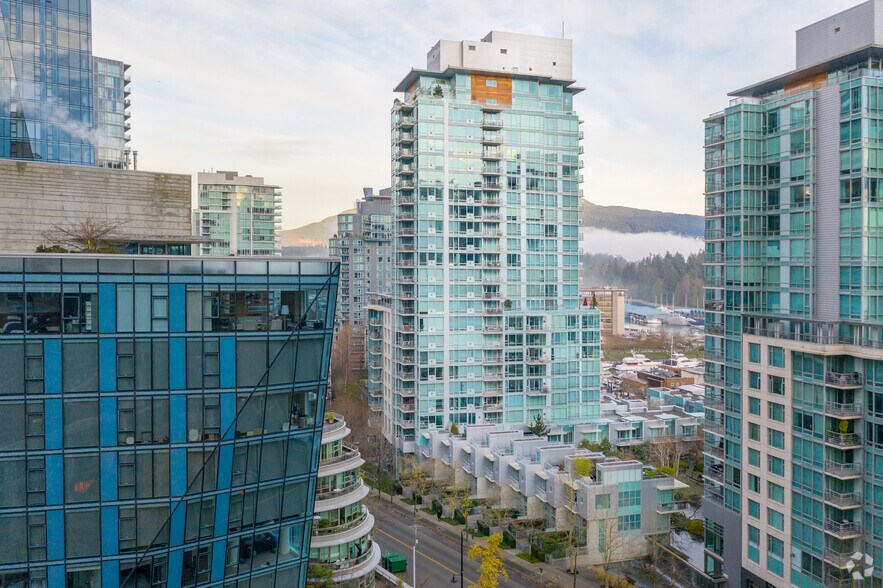 More Photos Of 510-590 Nicola St, Vancouver Apartments For Lease