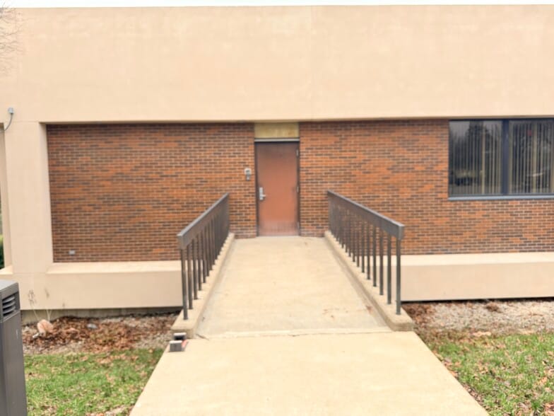 More Photos Of 110 John Scott Hwy, Steubenville Medical For Lease