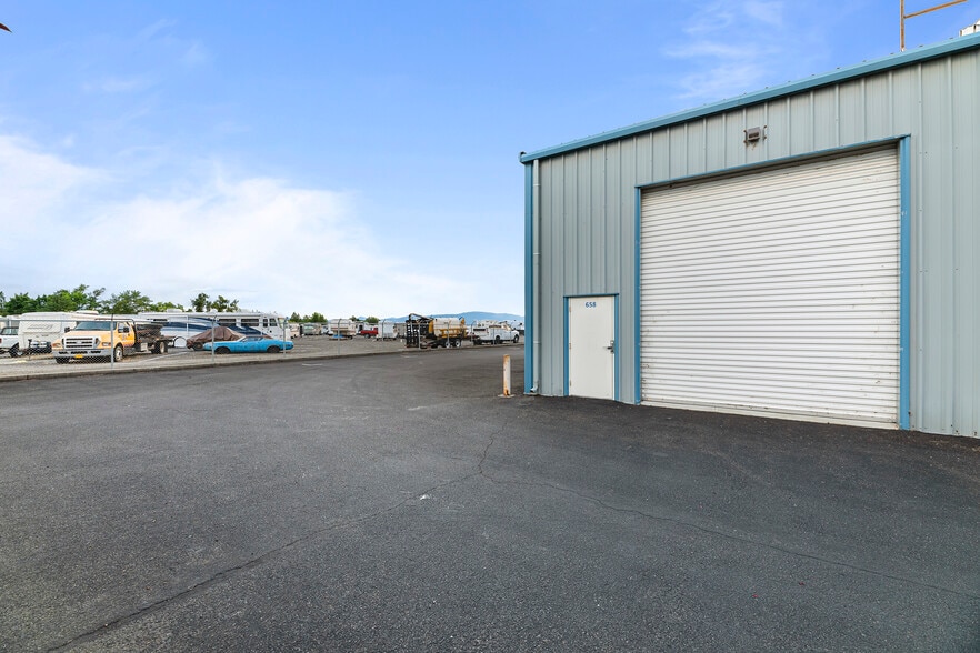 More Photos Of 658 Dutton rd, Eagle Point Service For Sale