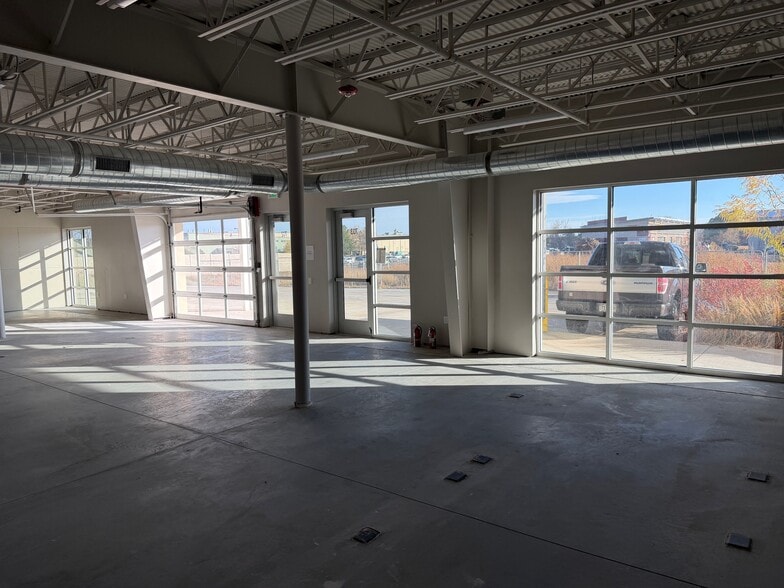 More Photos Of 6670 Holman St, Arvada Light Distribution For Sale