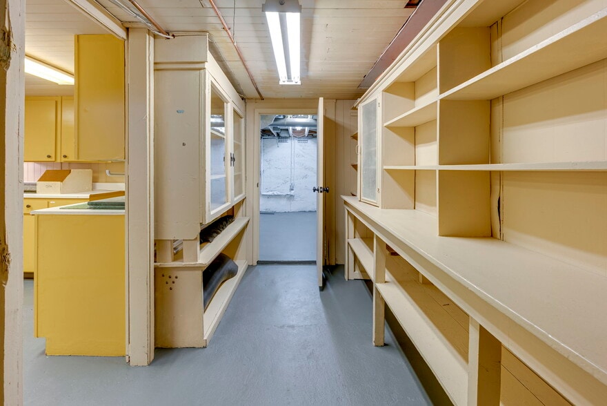 More Photos Of 1825 SE 7th Ave, Portland Loft Creative Space For Sale