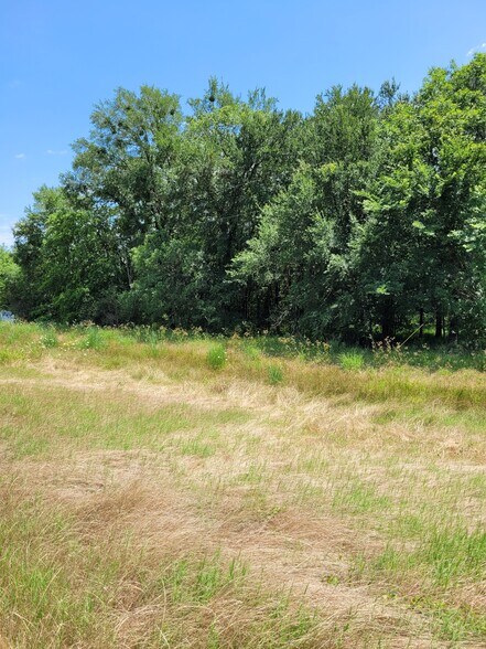 More Photos Of 1175 SW Loop 286, Paris Land For Sale