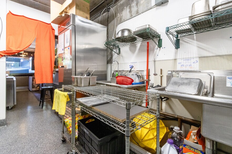 More Photos Of 736 Valencia St, San Francisco Apartments For Sale