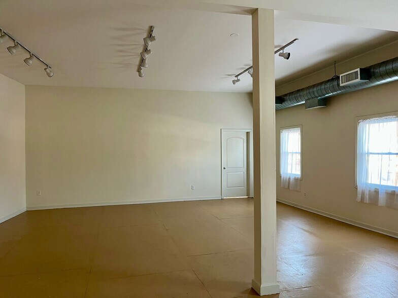 More Photos Of 1 Danbury Rd, Wilton General Retail For Lease