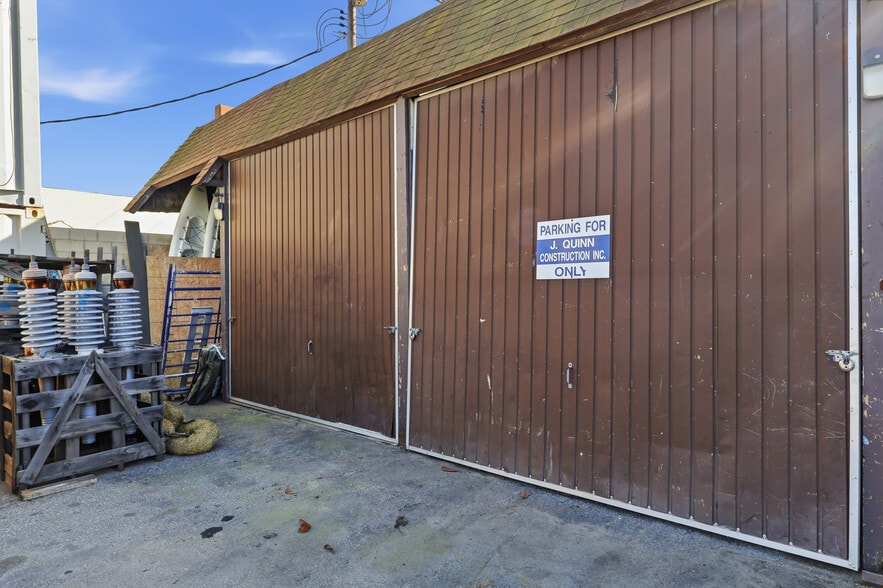 More Photos Of 1040 251st St, Harbor City Industrial For Sale