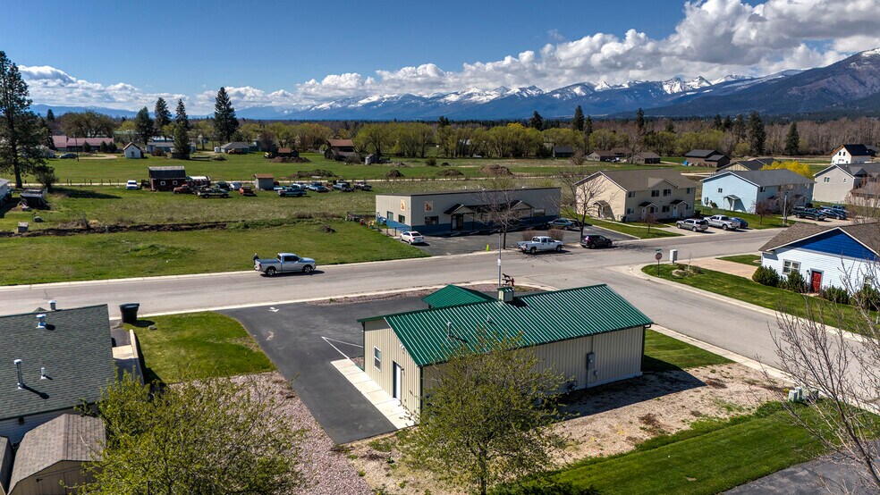 More Photos Of 115 Valley View St, Stevensville Restaurant For Sale