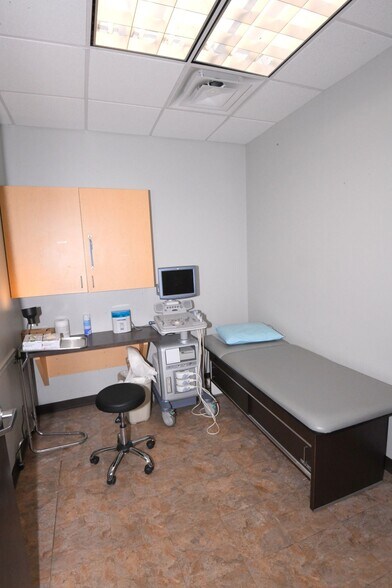 More Photos Of 2089 Southridge Dr, Tupelo Medical For Sale