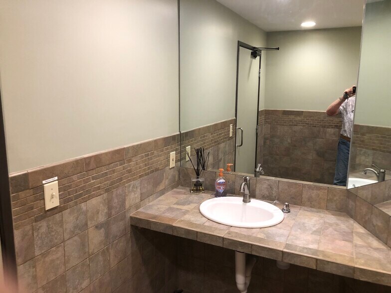 More Photos Of 5401 S Prince St, Littleton Medical For Lease