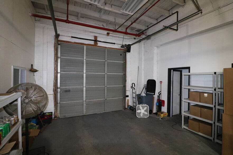 More Photos Of 703 Van Rossum Ave, Beverly Industrial For Sale