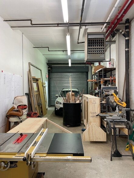 More Photos Of 119 42nd St, Brooklyn Warehouse For Sale