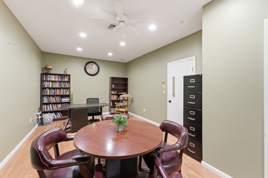 More Photos Of 331 Silver St, Greenfield Religious Facility For Sale