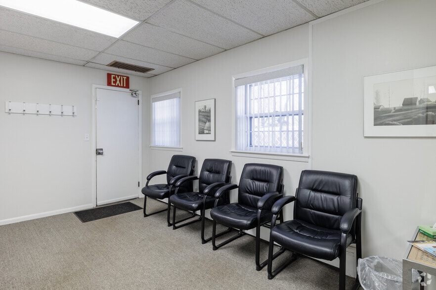 More Photos Of 185 Broadway, Hillsdale Medical For Lease