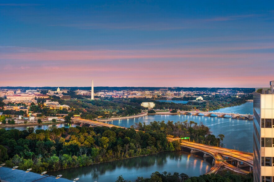More Photos Of 1101 Wilson Blvd, Arlington Coworking Space