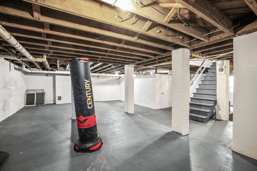 More Photos Of 590 N Madison Rd, Orange Land For Sale