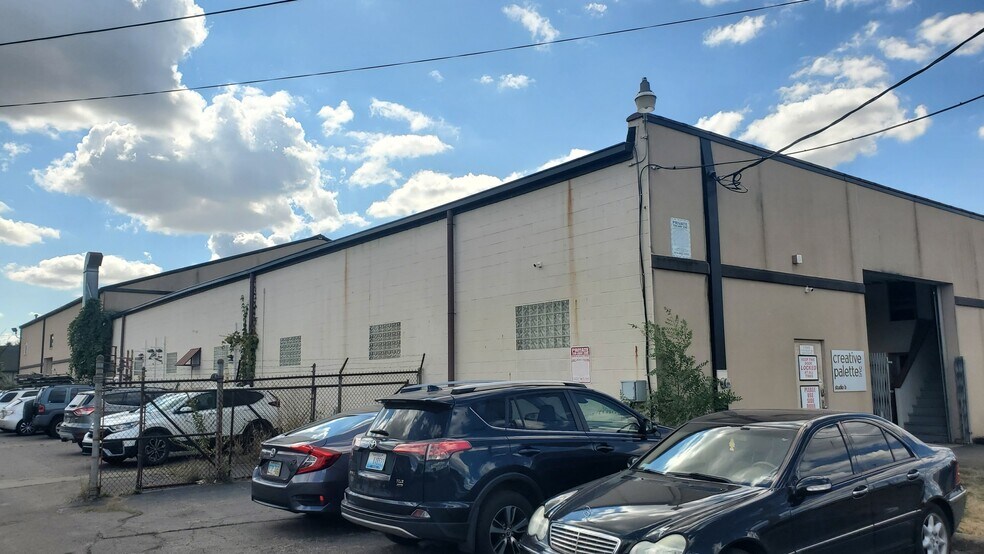 More Photos Of 1394 Courtright Rd, Columbus Warehouse For Sale