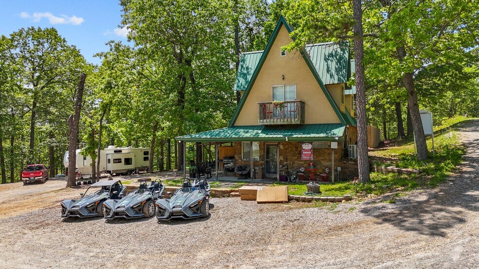 More Photos Of 10 Mint Ridge Rd, Eureka Springs Trailer Camper Park For Sale