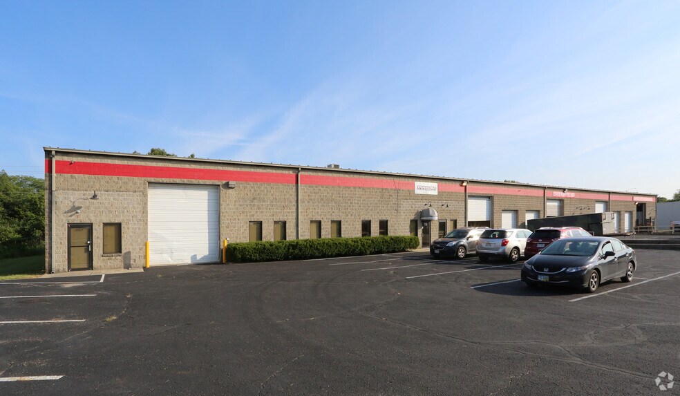 More Photos Of 2135 S James Rd, Columbus Warehouse For Lease