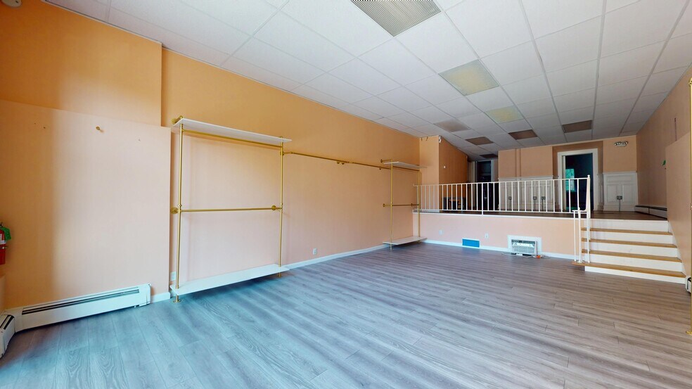 More Photos Of 42 W Main St, Riverhead Storefront Retail Office For Lease